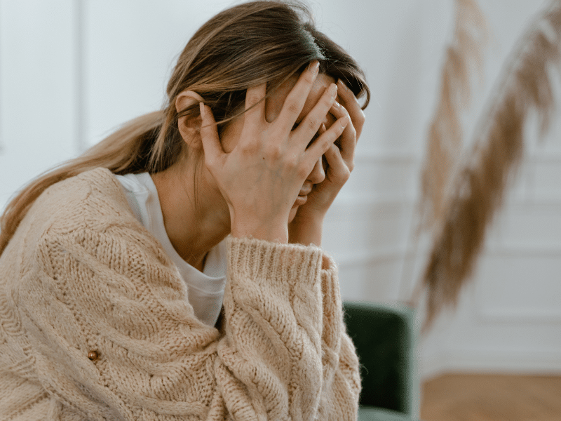 Estrés emocional: ¿Qué es y cuáles son sus síntomas?